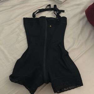 BRAND NEW LUXURY SHAPEWEAR